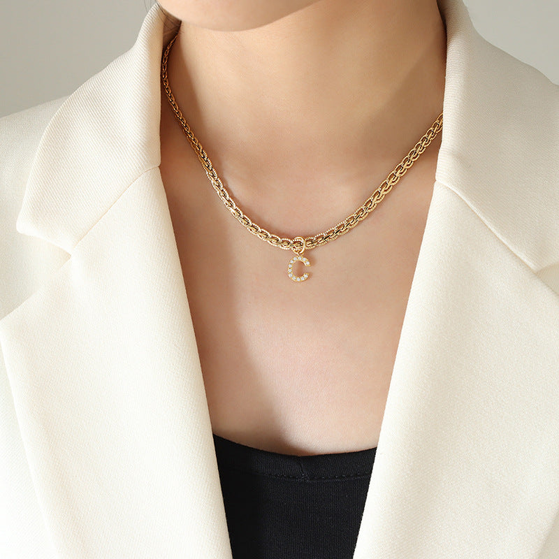 Brass Inlaid Zircon Letter Pendant Necklace Brass Inlaid Zircon Letter Pendant Necklace